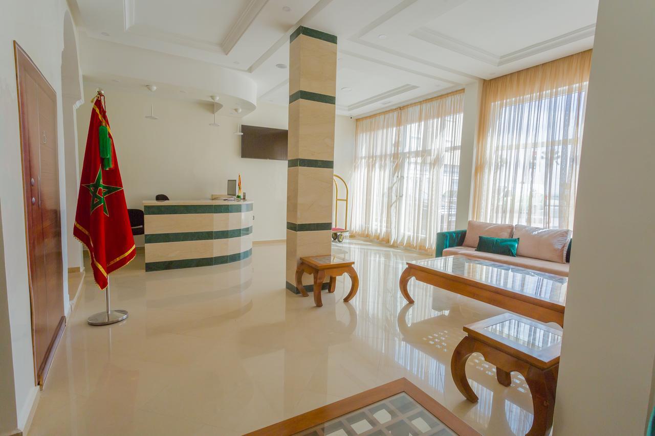 Hotel Mansour Дакла Екстериор снимка